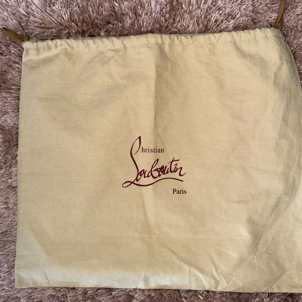XL Louis Vuitton dust bag with drawstrings